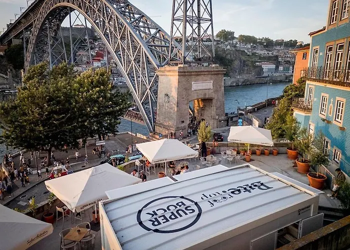 Porto View by Patio 25